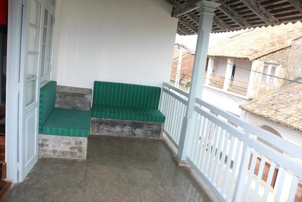Khalid'S Guest House Galle Habitación foto